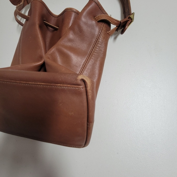 Vintage Coach Legacy Drawstring Leather Bucket Bag #9165. - Picture 8 of 17